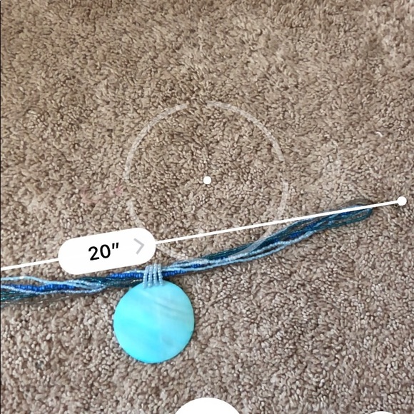 Shell Necklace - Picture 7 of 7